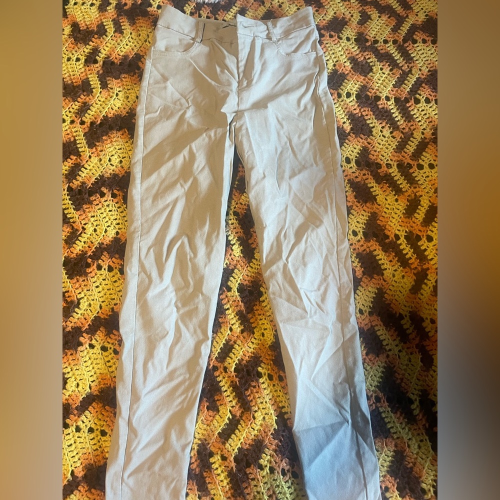 Skinny khaki pants.